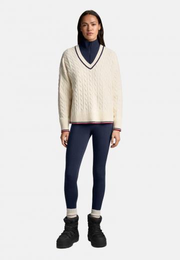 Пуловер с вырезом V