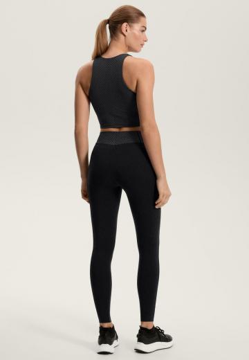 Спортивный топ