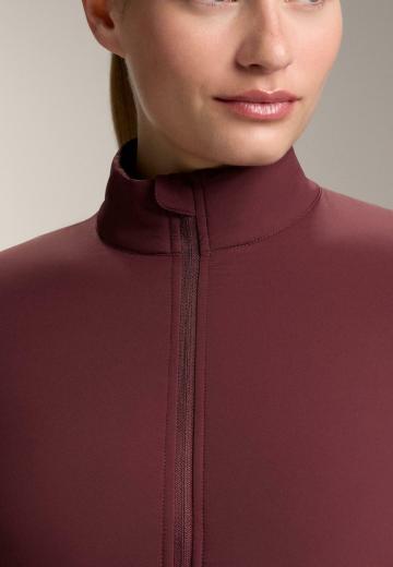 Спортивная куртка