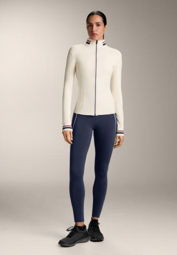 Спортивная куртка