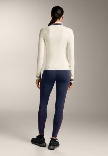 Спортивная куртка