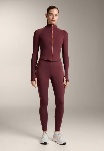 Спортивная куртка