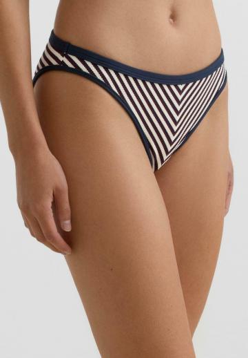 Низ от бикини