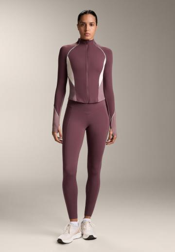 Спортивная куртка