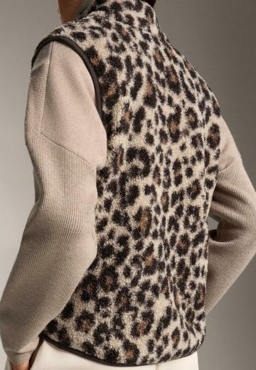 Пуховой жилет