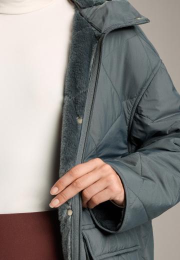 Спортивная куртка