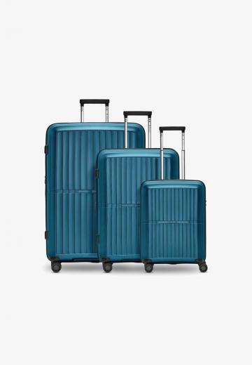 Набор чемоданов