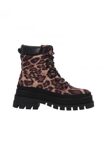 Широкие сапоги