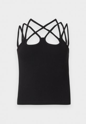 Топ на бретельках