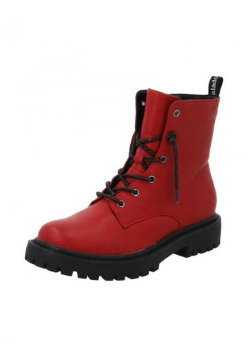 Ботинки на шнуровке