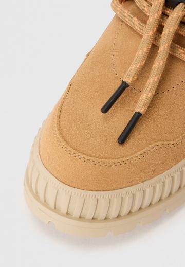 Зимние ботинки