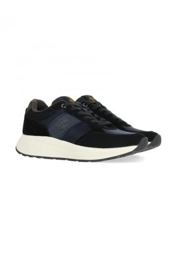 Тренировочные кроссовки