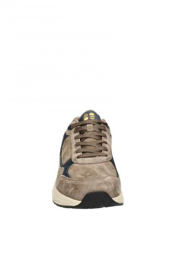 Тренировочные кроссовки