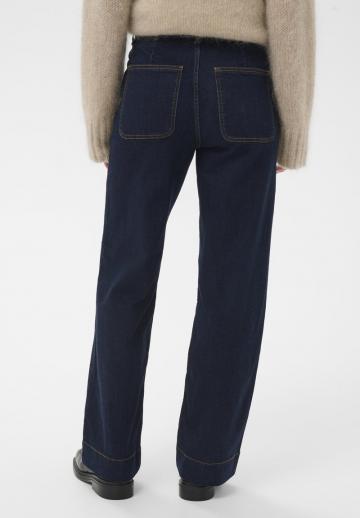 Свободные джинсы