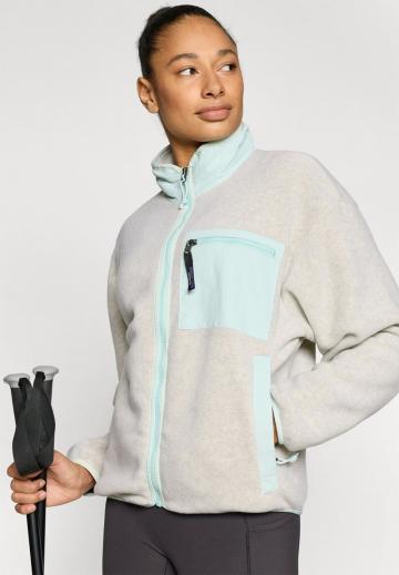 Спортивная куртка