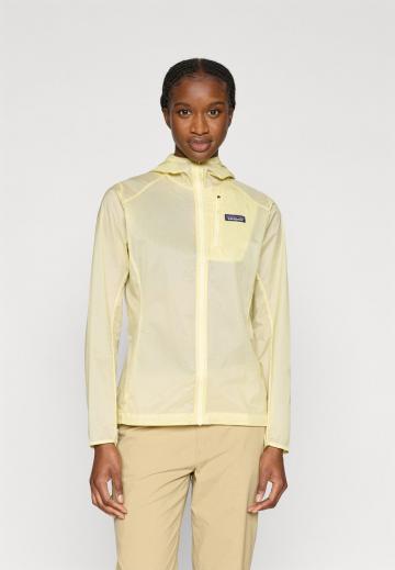 Спортивная куртка