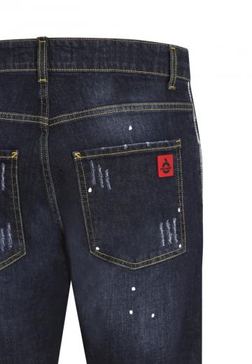 Узкие джинсы