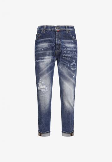 Прямые джинсы