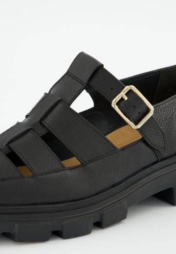 Босоножки на платформе