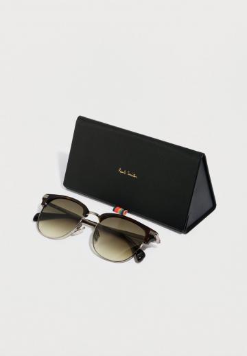 Солнечные очки