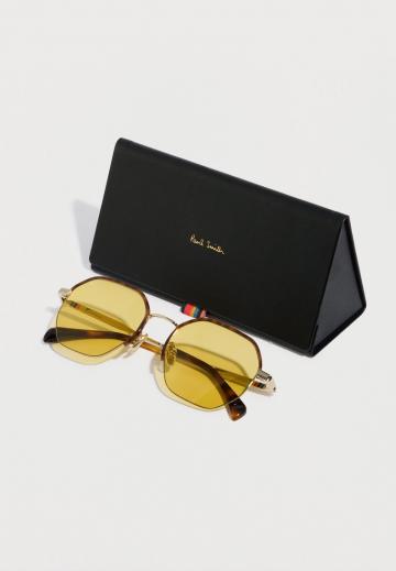 Солнечные очки