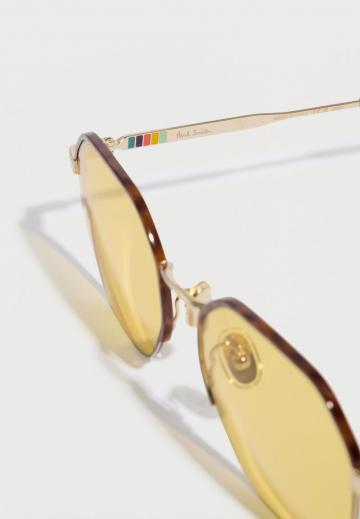 Солнечные очки