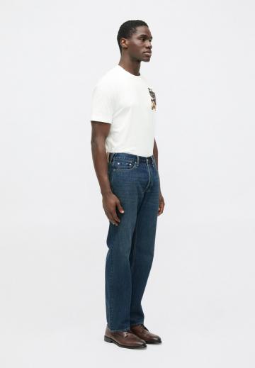 Прямые джинсы