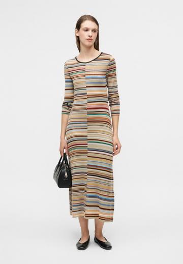 Вязаное платье