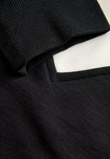 Пуловер с капюшоном