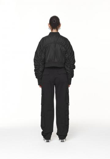 Брюки с накладными карманами