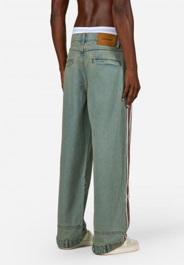 Прямые джинсы