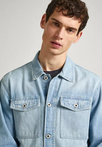 Джинсовая куртка