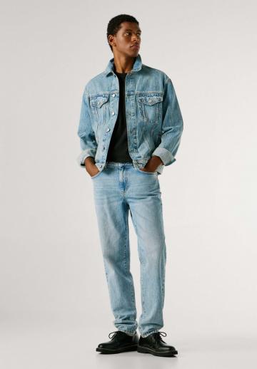 Прямые джинсы