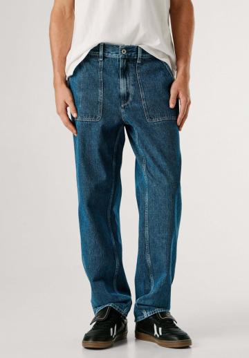 Прямые джинсы