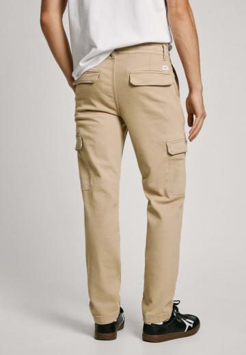 Брюки с накладными карманами