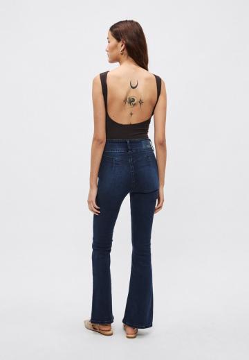 Клешеные джинсы