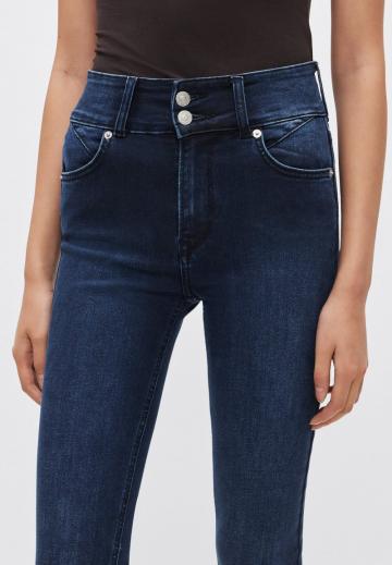 Клешеные джинсы