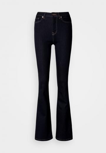 Клешеные джинсы