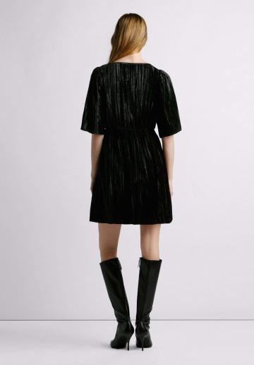 Короткое платье