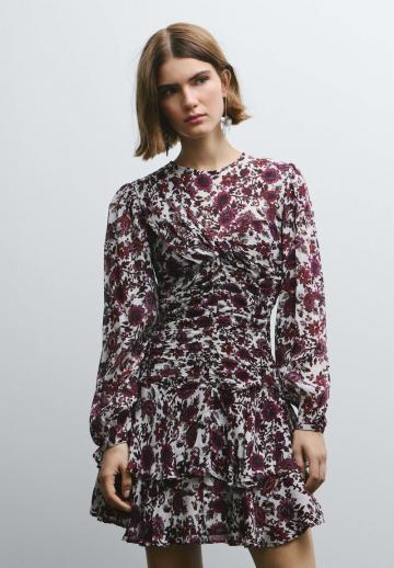 Короткое платье