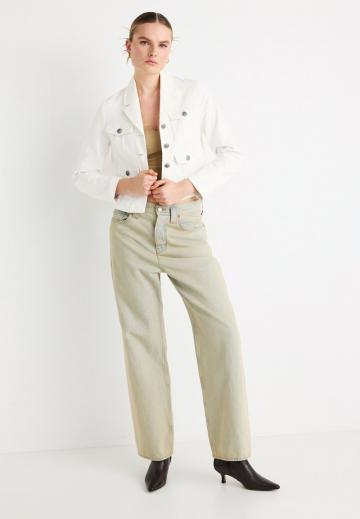 Джинсовая куртка