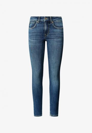 Узкие джинсы