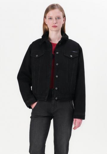 Джинсовая куртка