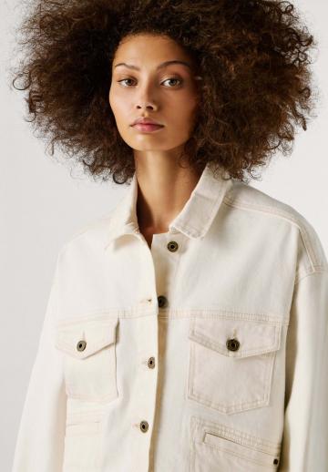 Джинсовая куртка