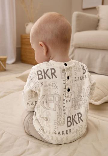 Набор одежды