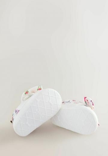 Детская обувь