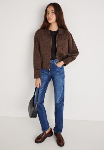 Прямые джинсы