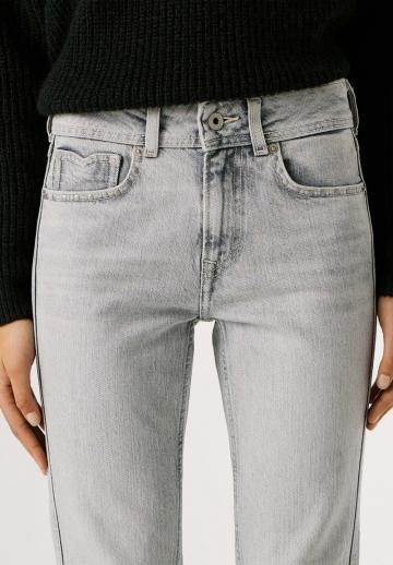 Клешеные брюки