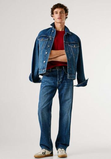 Прямые джинсы