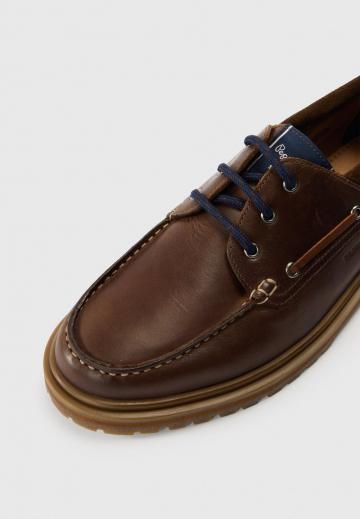 Ботинки на шнуровке